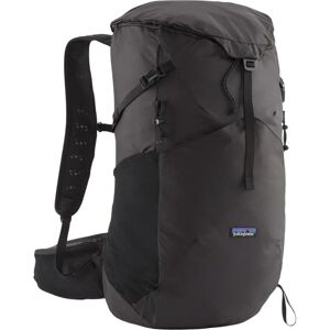 Patagonia Terravia Pack 28L - noir - M Sac à dos - Publicité Patagonia Terravia Pack 28L - noir - M Sac à dos - Publicité