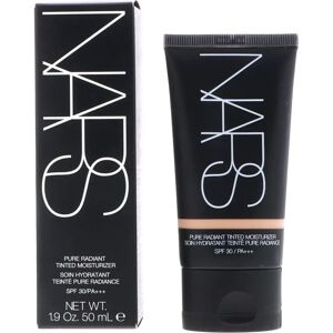 Nars Pure Radiant Tinted Moisturizer o szerokim spektrum SPF30 - St. Moritz Nars Pure Radiant Tinted Moisturizer o szerokim spektrum SPF30 - St. Moritz