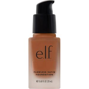 e.l.f. Cosmetics Fond de Teint - Semi-mat, Hydratant - Publicité e.l.f. Cosmetics Fond de Teint - Semi-mat, Hydratant - Publicité