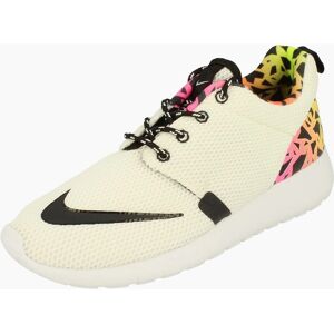 Nike Womens Roshe One Fb Gs - Lightweight Mesh Sneakers Nike Womens Roshe One Fb Gs - Lightweight Mesh Sneakers