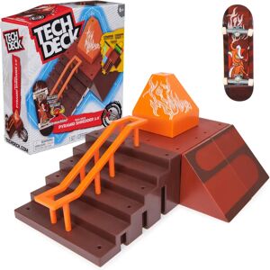 Toy Machine Pyramid Shredder - Créateur de parc Tech Deck X-Connect - Publicité Toy Machine Pyramid Shredder - Créateur de parc Tech Deck X-Connect - Publicité