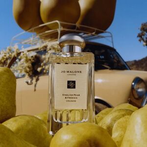 Jo Malone English Pear & Freesia Cologne - 30ml Jo Malone English Pear & Freesia Cologne - 30ml
