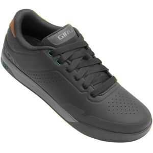 Chaussures Giro Latch Dark Shadow - VTT - Publicité Chaussures Giro Latch Dark Shadow - VTT - Publicité