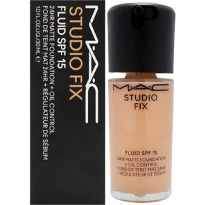 MAC MAC Studio Fix Fluid NW22 - Foundation MAC MAC Studio Fix Fluid NW22 - Foundation