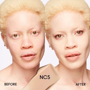 MAC Cosmetics Studio Fix Fluid NC5 SPF 15 24HR Matte Foundation - Foundation MAC Cosmetics Studio Fix Fluid NC5 SPF 15 24HR Matte Foundation - Foundation