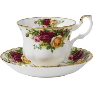 Royal Albert Old Country Roses Teacup and Saucer - Timeless design Royal Albert Old Country Roses Teacup and Saucer - Timeless design