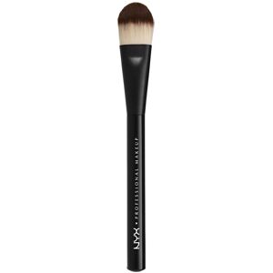 NYX Professional Makeup Pro Flat Foundation Brush - Makeup Tool NYX Professional Makeup Pro Flat Foundation Brush - Makeup Tool