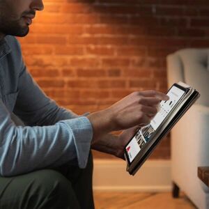 Twelve South SurfacePad für iPad - Braun Leder, Mehrwinkel-Stand, Wake/Sleep Twelve South SurfacePad für iPad - Braun Leder, Mehrwinkel-Stand, Wake/Sleep