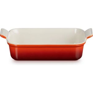 Le Creuset Cerise Rectangular Baking Dish - 26cm Deep Oven Plate Le Creuset Cerise Rectangular Baking Dish - 26cm Deep Oven Plate