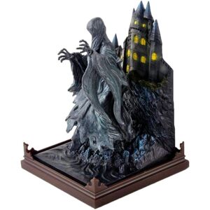Noble Collection Harry Potter Dementor Diorama - 19cm Noble Collection Harry Potter Dementor Diorama - 19cm
