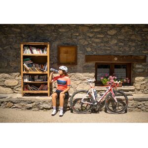 CamelBak Podium Chill 620ml Navy Insulated Water Bottle CamelBak Podium Chill 620ml Navy Insulated Water Bottle