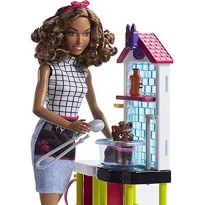 Mattel Barbie Carriere - Ensemble de jeu, Poupée, Soins aux animaux - Publicité Mattel Barbie Carriere - Ensemble de jeu, Poupée, Soins aux animaux - Publicité