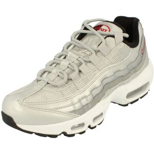 Nike Air Max 95 QS Silber/Rot - Sneakers Nike Air Max 95 QS Silber/Rot - Sneakers