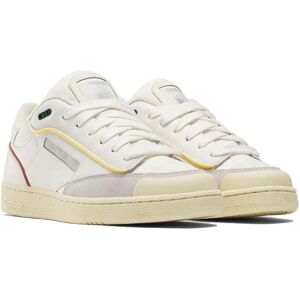 Reebok Club C Bulc Chalk Blanc vieilli - Baskets - Publicité Reebok Club C Bulc Chalk Blanc vieilli - Baskets - Publicité