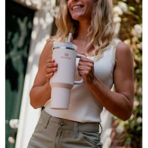 Stanley Pink 1.2L Vacuum Insulated Tumbler - Water Bottle Stanley Pink 1.2L Vacuum Insulated Tumbler - Water Bottle