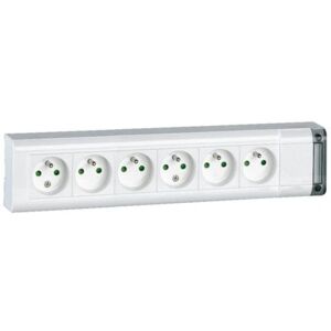 Legrand 050611 Prise - 6 Prises, Fixation Murale, Blanc Legrand 050611 Prise - 6 Prises, Fixation Murale, Blanc