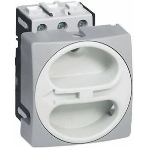 BACO Model BA174101 Locking Load Switch - 32A, Rotary, Gray BACO Model BA174101 Locking Load Switch - 32A, Rotary, Gray