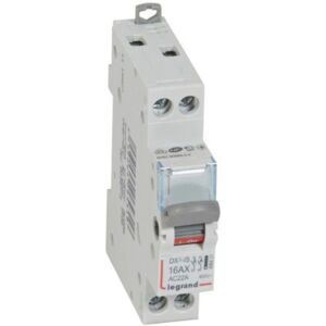 Legrand 406431 Jistič - 2P 16A - IP20 Legrand 406431 Jistič - 2P 16A - IP20