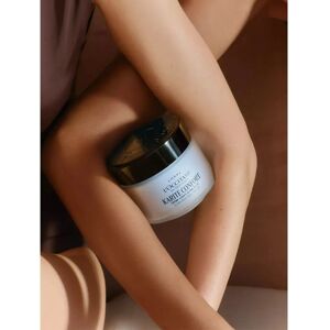 L'Occitane Crema Corpo Ultra Ricca con Burro di Karité L'Occitane Crema Corpo Ultra Ricca con Burro di Karité