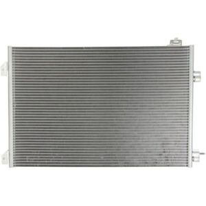 Condenseur VALEO 817646 en aluminium pour clim - Publicité Condenseur VALEO 817646 en aluminium pour clim - Publicité