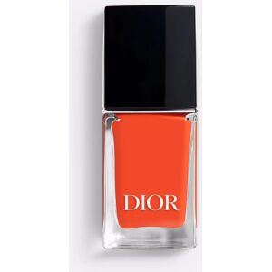 Dior Vernis Vernis à Ongles Orange - Vernis - Publicité Dior Vernis Vernis à Ongles Orange - Vernis - Publicité