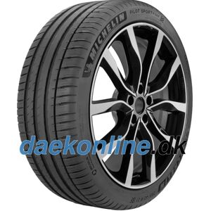 Michelin Pilot Sport 4 SUV - 235/55 R 19 - V - Pneus toutes saisons - Publicité Michelin Pilot Sport 4 SUV - 235/55 R 19 - V - Pneus toutes saisons - Publicité