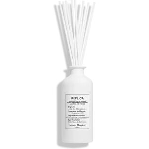 Maison Margiela Replica By the Fireplace Diffuser - Hout, Warm, 185ml Maison Margiela Replica By the Fireplace Diffuser - Hout, Warm, 185ml