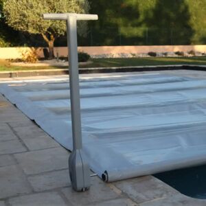 APF POOL DESIGN iScoot 700 - Enrouleur de couverture de piscine - Blanc - Publicité APF POOL DESIGN iScoot 700 - Enrouleur de couverture de piscine - Blanc - Publicité