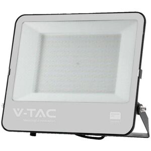 V-TAC VT-44204 LED Projector - Black - 200W - 17540lm - Weatherproof V-TAC VT-44204 LED Projector - Black - 200W - 17540lm - Weatherproof