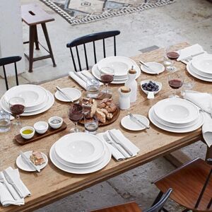 Villeroy & Boch Model 10-4130-2620 Round White Porcelain Dinner Plate Villeroy & Boch Model 10-4130-2620 Round White Porcelain Dinner Plate