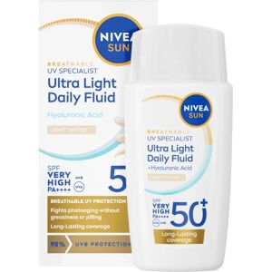 Tonede ansigtssolcreme SPF 50+ - Ultralight daglig væske NIVEA Tonede ansigtssolcreme SPF 50+ - Ultralight daglig væske NIVEA