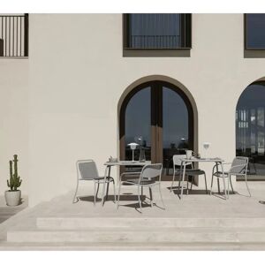 Scaun YUA de Blomus - Gri Mătase - Design Modern pentru Exterior Scaun YUA de Blomus - Gri Mătase - Design Modern pentru Exterior