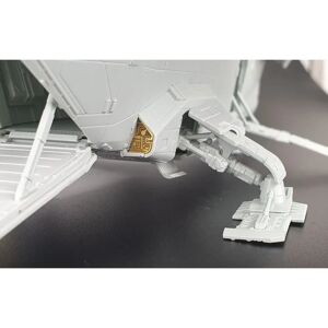 Revell Razor Crest Spacecraft Model Kit - 1:72 Revell Razor Crest Spacecraft Model Kit - 1:72