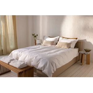 Surrey Down Duck Feather & Down 9 Tog Single Duvet - White Surrey Down Duck Feather & Down 9 Tog Single Duvet - White