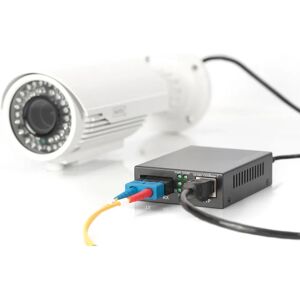 Digitus DN-82160 Fiber Media Converter - 1Gbe, 10Mb Lan, 100Mb Lan - Black Digitus DN-82160 Fiber Media Converter - 1Gbe, 10Mb Lan, 100Mb Lan - Black