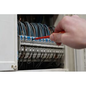 Brilliant Tools BT068010 VDE Screwdriver Set - 9 Pieces Brilliant Tools BT068010 VDE Screwdriver Set - 9 Pieces