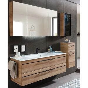 Pelipal Balto Badezimmermöbelset - Glaswaschtisch, 3-türiger Spiegelschrank, 121cm Pelipal Balto Badezimmermöbelset - Glaswaschtisch, 3-türiger Spiegelschrank, 121cm