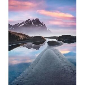 KOMAR Glowing Vestrahorn Wandbild - Fototapete KOMAR Glowing Vestrahorn Wandbild - Fototapete