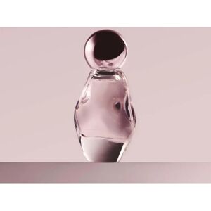 Kylie Jenner Cosmic Eau de Parfum - Ambra floral tuoksu Kylie Jenner Cosmic Eau de Parfum - Ambra floral tuoksu