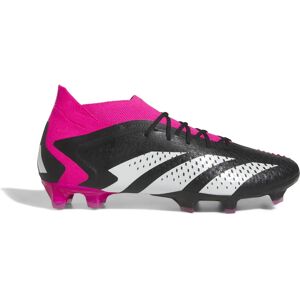 chaussures de football adidas Predator Accuracy.1 noires - Sol ferme - Publicité chaussures de football adidas Predator Accuracy.1 noires - Sol ferme - Publicité