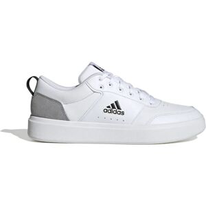 Chaussures Adidas Park Street Blanches - Style Classique des Années 70 - Publicité Chaussures Adidas Park Street Blanches - Style Classique des Années 70 - Publicité