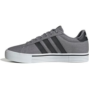 Adidas Daily 4.0 Grå Sneakers - Lett, Casual, Skate Stil Adidas Daily 4.0 Grå Sneakers - Lett, Casual, Skate Stil