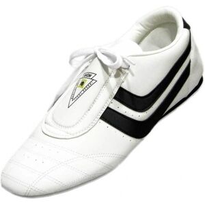 KWON Chosun Plus - Chaussures de Sport - Publicité KWON Chosun Plus - Chaussures de Sport - Publicité