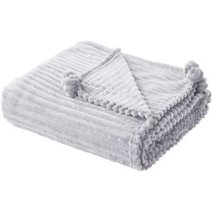 Beliani Blanket Light Grey Polyester 150 x 200 cm Ribbed Structure with Pom-Poms Throw Bedding - Blanket Beliani Blanket Light Grey Polyester 150 x 200 cm Ribbed Structure with Pom-Poms Throw Bedding - Blanket