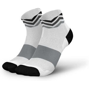 INCYLENCE - ULTRALIGHT WAVES SHORT LAUFSOCKEN - White - 39-42 - Socks INCYLENCE - ULTRALIGHT WAVES SHORT LAUFSOCKEN - White - 39-42 - Socks