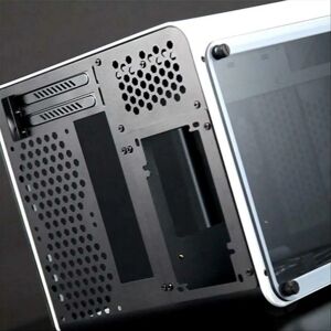 Raijintek Raijintek Metis Evo Mini-ITX Boîtier - Blanc Raijintek Raijintek Metis Evo Mini-ITX Boîtier - Blanc