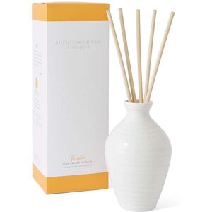 Sophie Conran White Ceramic Ripple Pink Pepper & Neroli Reed Diffuser - Reed Diffuser Sophie Conran White Ceramic Ripple Pink Pepper & Neroli Reed Diffuser - Reed Diffuser