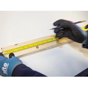 BlueSpot 5m Self-Lock Tape Measure BlueSpot 5m Self-Lock Tape Measure