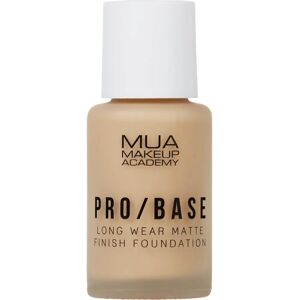 MUA Makeup Academy Pro Base Pitkäkestoinen Mattamainen Meikkivoide - #142 30ml MUA Makeup Academy Pro Base Pitkäkestoinen Mattamainen Meikkivoide - #142 30ml