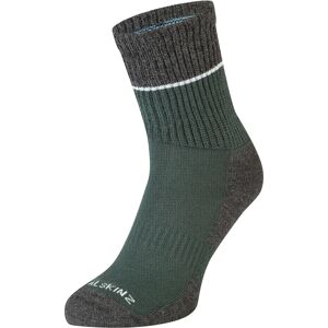 Sealskinz Solo Quick Drying Temperature Regulating Mid Length Sock - Green Sealskinz Solo Quick Drying Temperature Regulating Mid Length Sock - Green